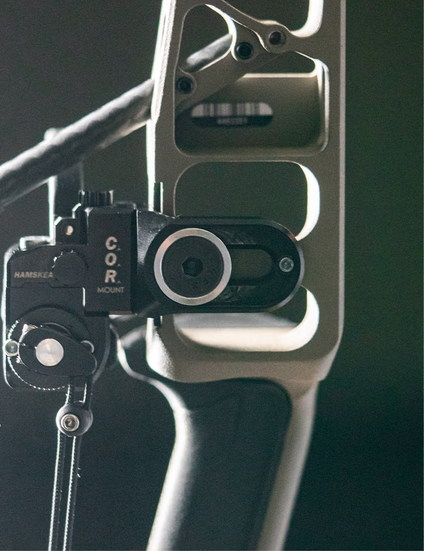 Epsilon™ Arrow Rest W/ Universal Bracket